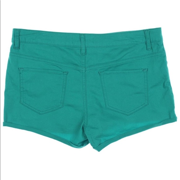 Tinseltown shorts-bundle only - Picture 2 of 5